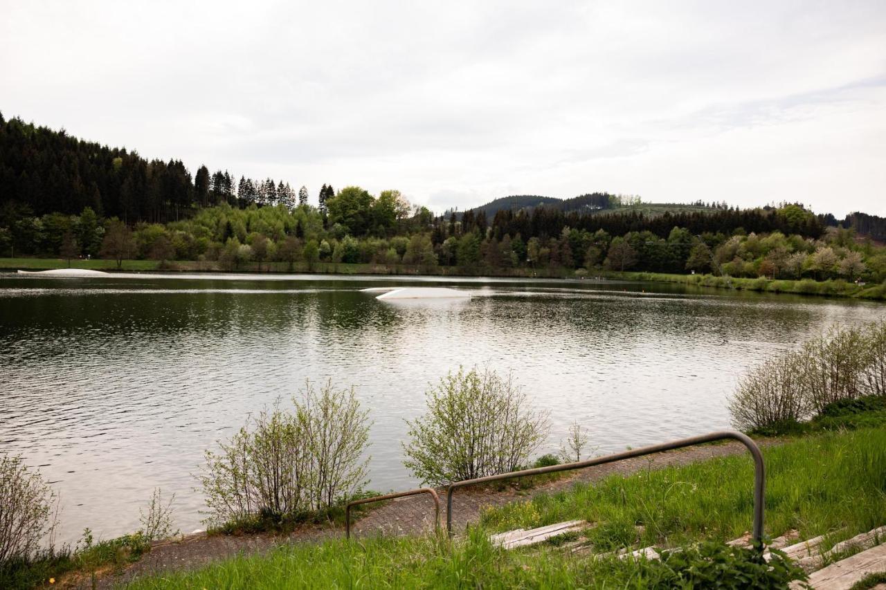 Ferienwohnung Mit Seeblick — Sport Und Erholung Winterberg Exteriér fotografie