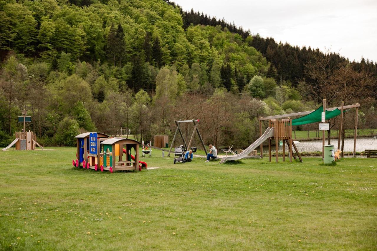 Ferienwohnung Mit Seeblick — Sport Und Erholung Winterberg Exteriér fotografie